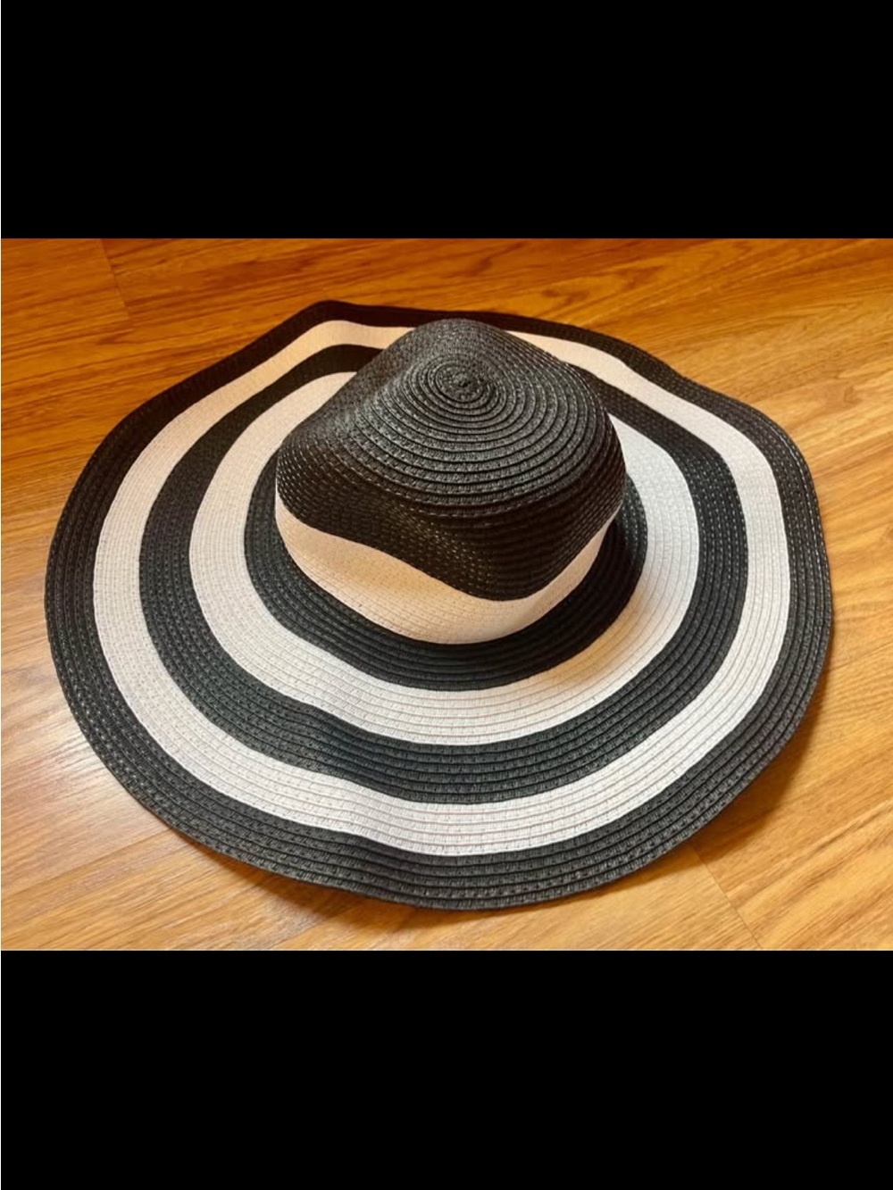 Wide Brim Black and White Striped Sun Hat